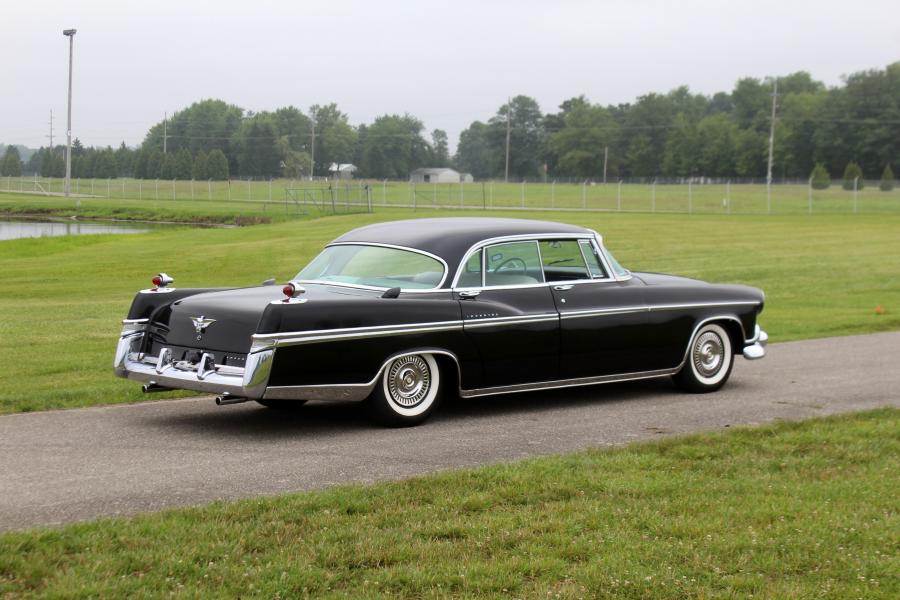  Imperial Sedan (C73) 1956 года  (фото 3 из 15)